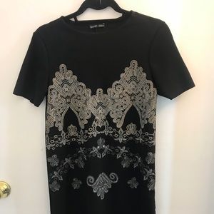 Embroidered Zara t-shirt dress